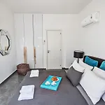 Marimar Villa