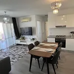 Cozy Family Apartment