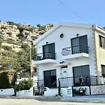 Villa Chara Spectacular Panoramic Views!