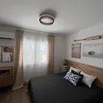 Modern Seaview Townhouse In Coral Bay (Adults Only)
