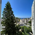Modern Seaview Townhouse In Coral Bay (Adults Only)