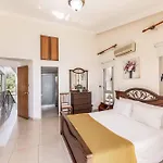 Katina Beach Villa