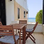 30Meters From The Sea Apartment In Larnaca