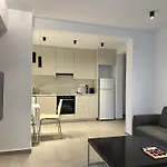 Royal Sunset Studios & Apartments