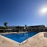 Spacious Beachfront Two-Bedroom Apartment In Caesar Beach