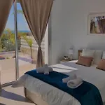 Sophia\'S Seaview Luxury Villas