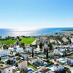 Villa Carolina