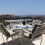 Kings Palace - Modern Penthouse With Incredible Sea Views