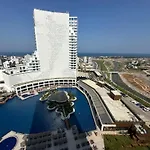 Grand Sapphire 237 Luxury Residence By Myguest Cyprus
