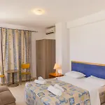 Alecos Hotel Apartments