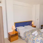 Alecos Hotel Apartments