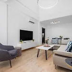 Paradise Apartment With Private Pool & Sea View