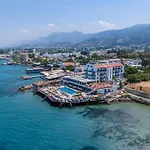 Manolya Hotel