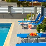 Lenia\'S Sea View Villa