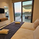Stay Oasis Luxury Villas