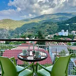 Two Flowers Hotel