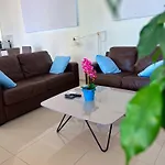 3 Zimmer, Meerblick Villa direkt in Coral Bay