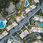 Elegance C8 Rooftop Apartment Spa&Gym Mountain&Seeview