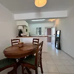 Beautiful 1-Bd Ap Near The Beach Historic Places