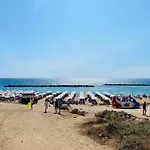 Venus Beach 2 Bedrooms