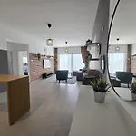 Didius Two-Bedroom Apartment With Sea View At Caesar Resort