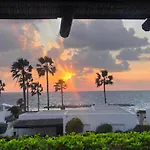 Sunset Deluxe Villa And Studios
