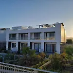 Dejablue Penthouse Studio