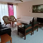 Rantzo Holiday Apartments