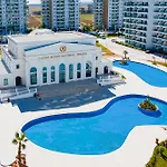 Luxury Two Bedroom Apartment In Caesar Resort & Spa, Long Beach