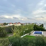 Luxury Villa Caesar Beach