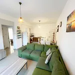 Quitet Two Bedroom Apartment With Private Garden Lukomorye D2