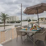 Sun & Sea Seaview Apartment