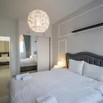 Deluxe Two Bedroom Apartment In Caesar Resort & Spa, Long Beach