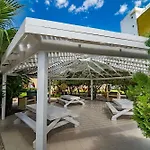 Sea View Gallus Apartments In Caesar Resort & Spa, Long Beach