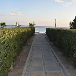 Villa Aqua