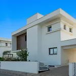 Serenity Waves Villa 2