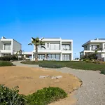 Serenity Waves Villa 2