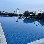 Stunning 2 Bedroom Holiday Home In 5-Star Resort