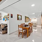 Demetris apartment