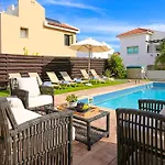 Villa Summer