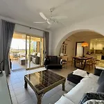 Olive Apartment