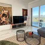 Luxury City Penthouse-Panoramic View-Near Unic