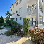 Spacious Sea View Apartment