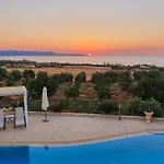 Sunset View Villa