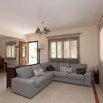 Malama 28 Villa Ekaterina