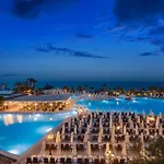 Acapulco Resort Hotel