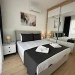 Four Seasons Life Official