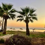 Olive Suites By The Sea