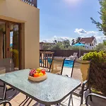 Villa Sunlove