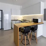 Andreanius Apartments In Caesar Resort & Spa, Long Beach